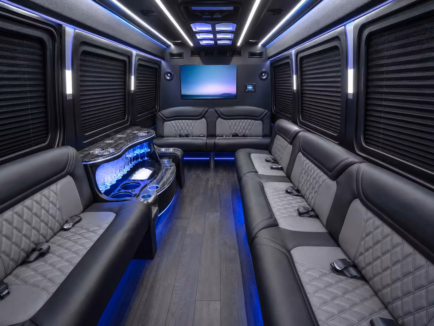 choose the right bus size for your long distance trip out of perris