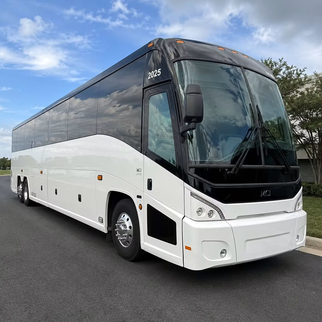employee shuttle services for perris businesses and distribution centers